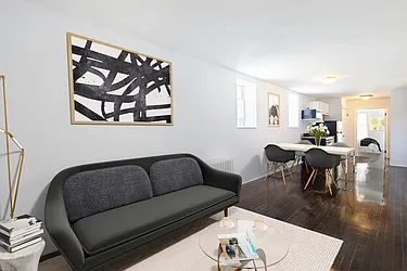 Rented by R New York