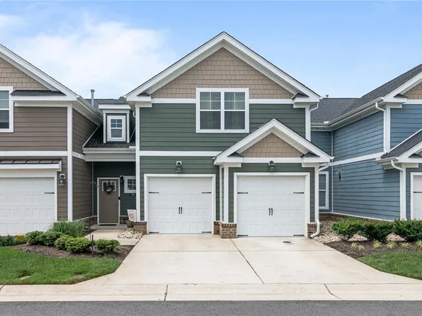 214 Retreat Dr, Suffolk, VA 23435