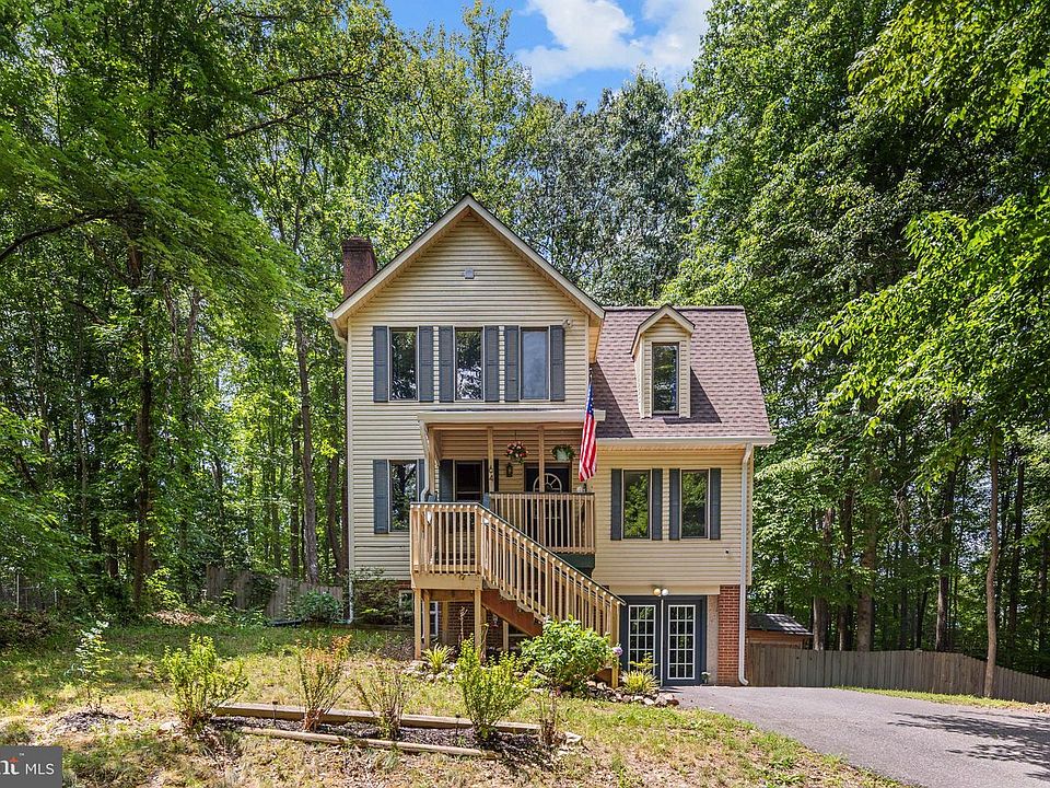 1st image of 64 Greenridge Dr