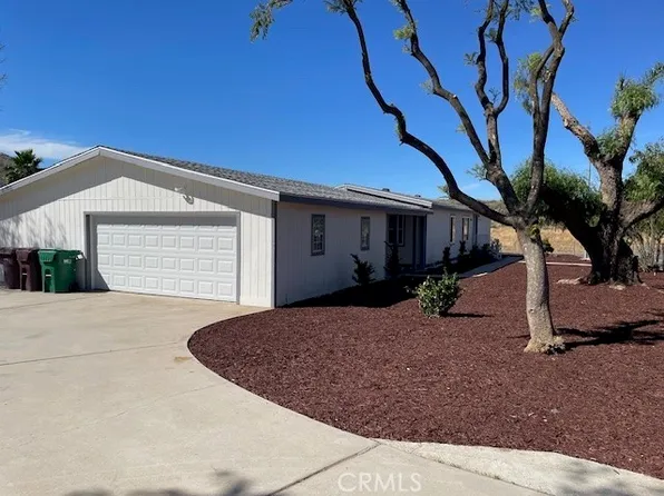 31051 Oak Valley Dr, Homeland, CA 92548