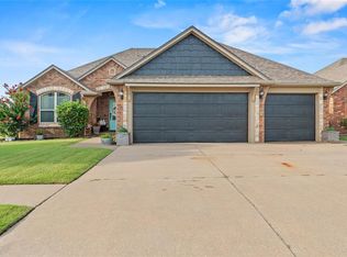 11700 SW 17th St, Yukon, OK 73099