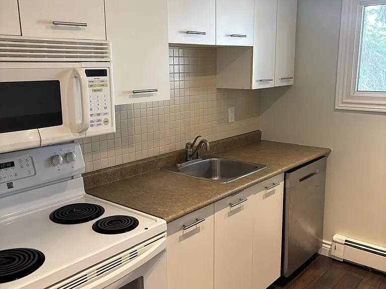 9 Quail Cres — Photo 6