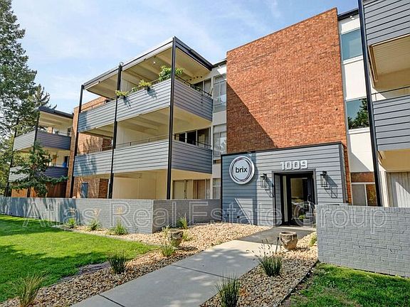 4th image of 1009 13th Ave Unit 103