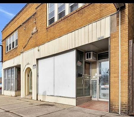 1st image of 2408 W Capitol Dr #5