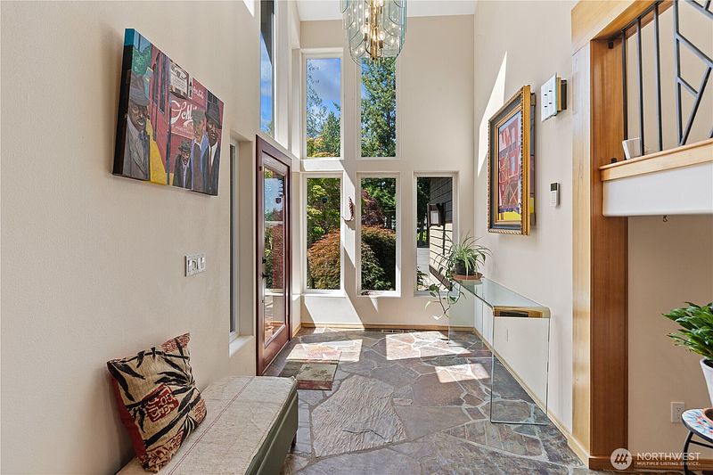 5th image of 34 Dunbar Court