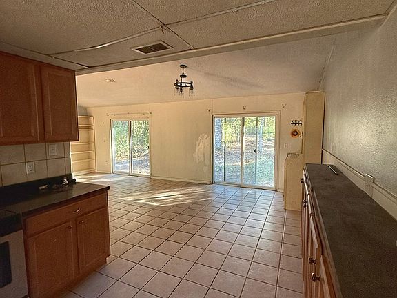 4th image of 20 SE 95th Pl