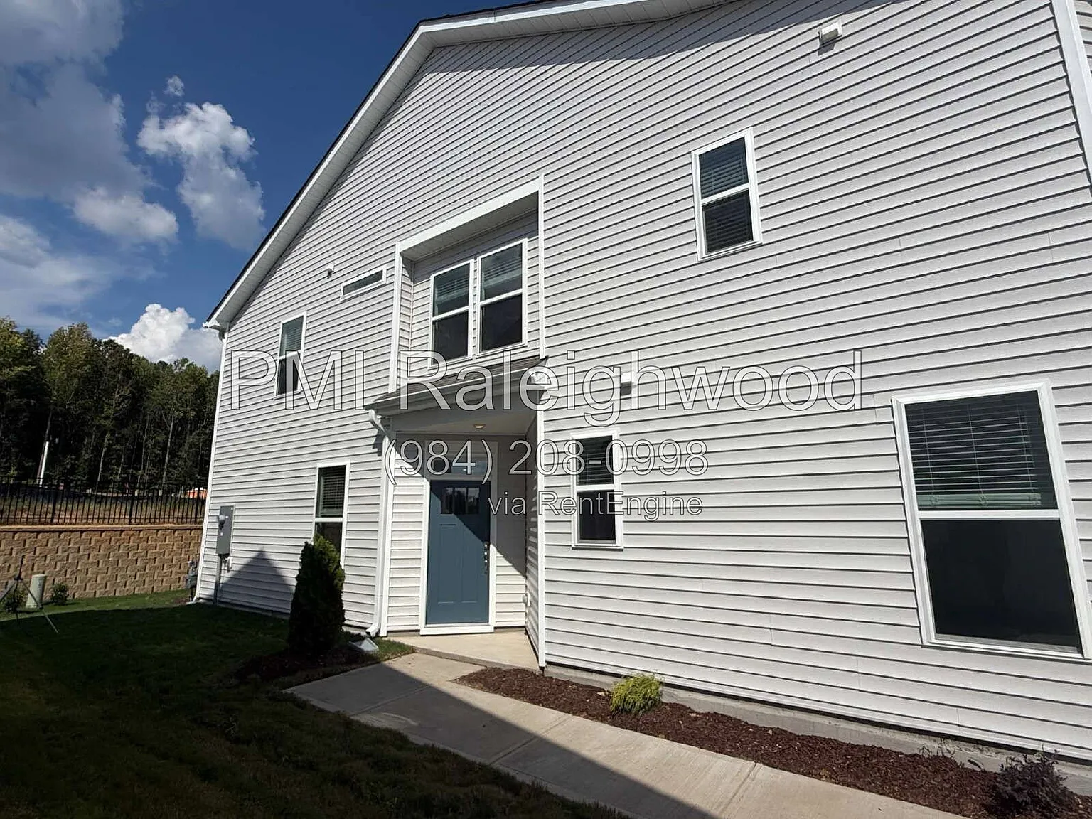 3 bed, 2.5 bath, 1763 sqft, $2,125 — Photo 4