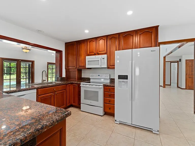 4464 Willow Wind Ct — Photo 12