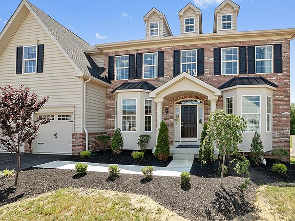 Front Exterior - 1090 Westminster Drive