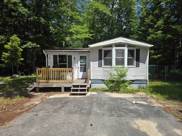 11 Beech River Circle, Ossipee, NH 03814