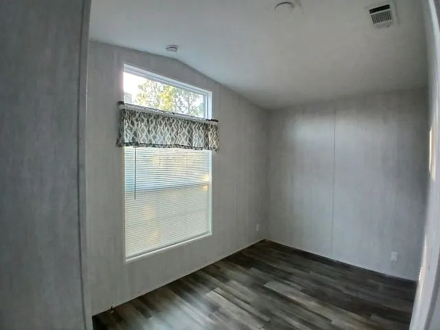 1631 Semon St #6 — Photo 10