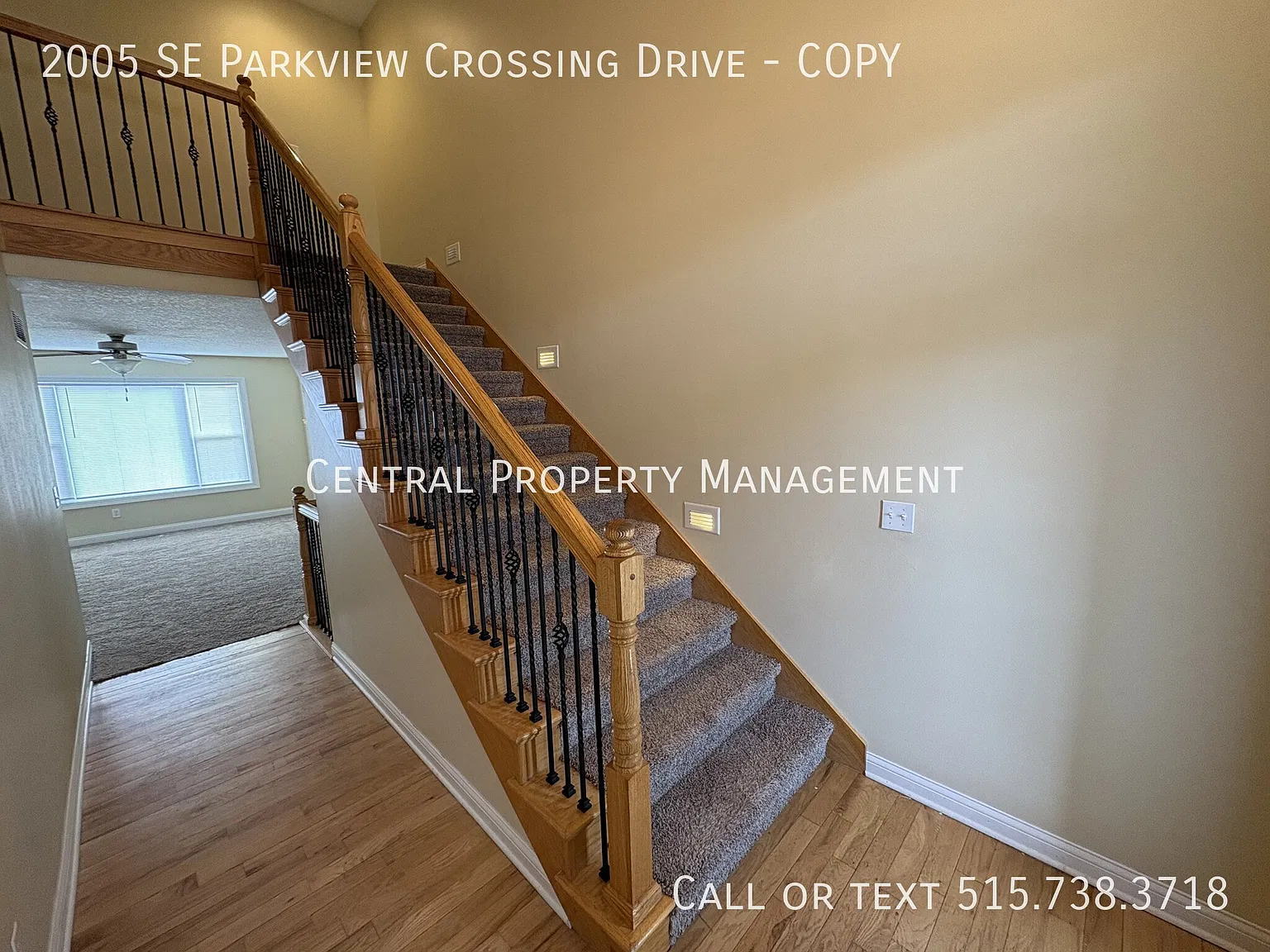 Beautiful 4bdrm single family twin home — Photo 2