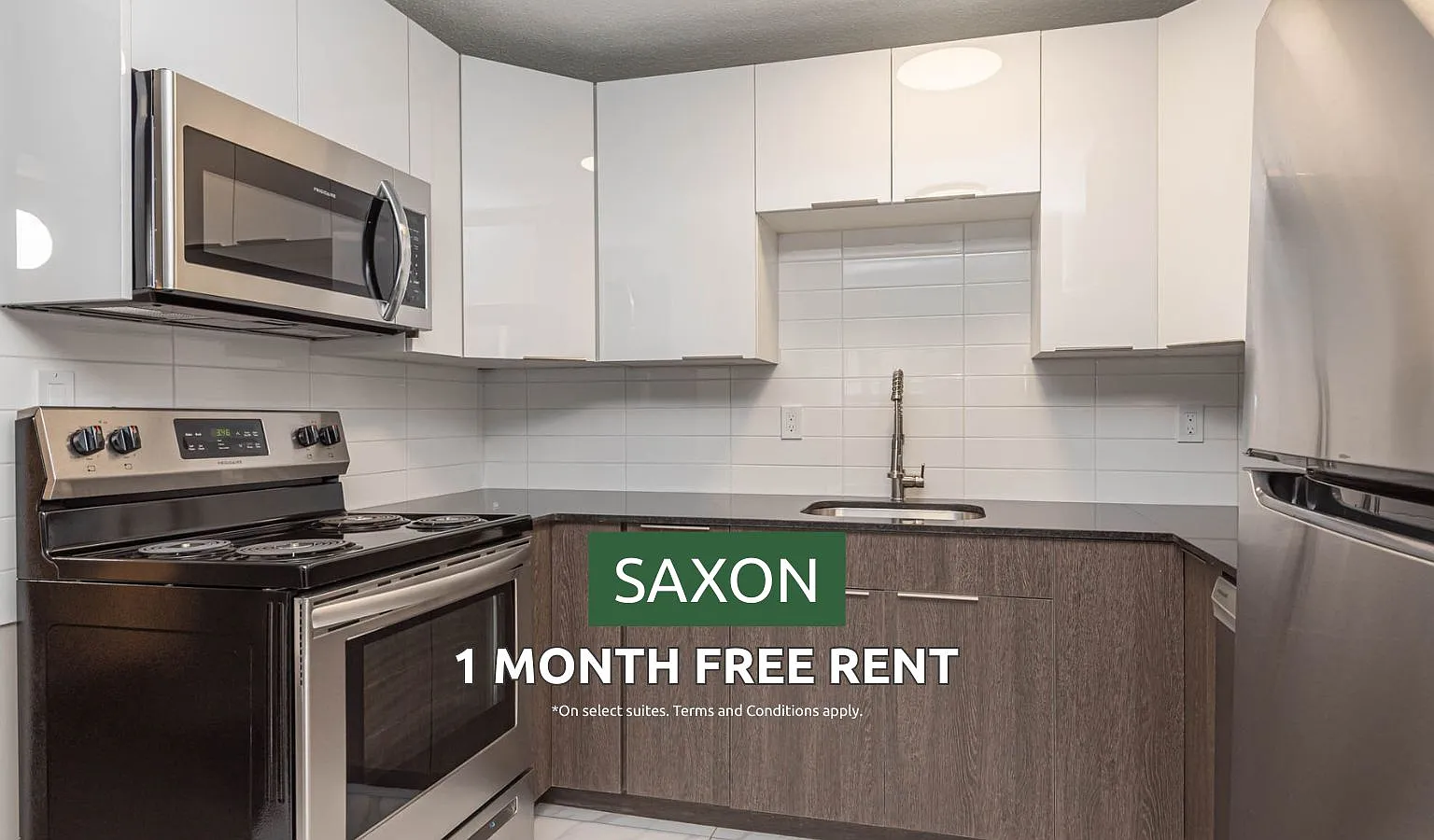 Saxon — Photo 1