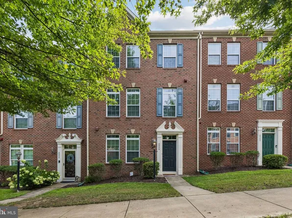 2359 Merseyside Dr, Woodbridge, VA 22191