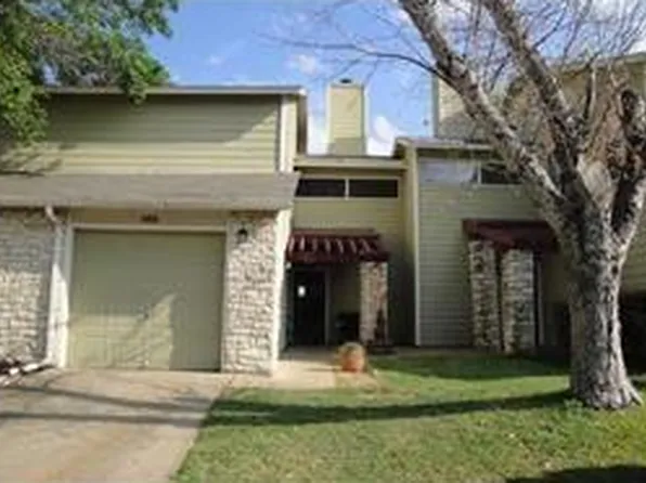 512 Eberhart Ln APT 103, Austin, TX 78745