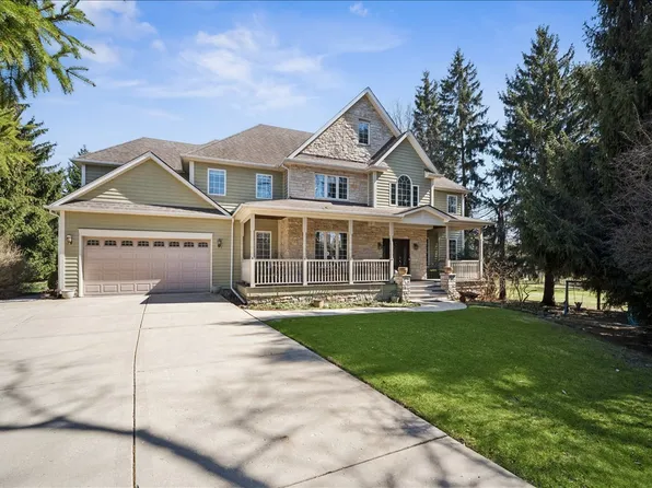 22W155 2nd St, Glen Ellyn, IL 60137