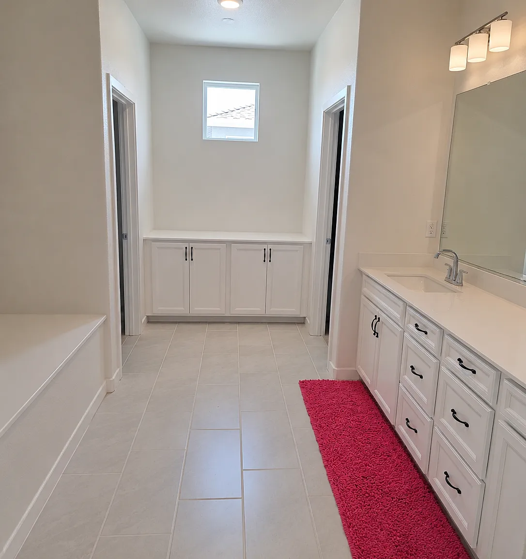 4 bed, 2.5 bath, 2764 sqft, $3,998 — Photo 3