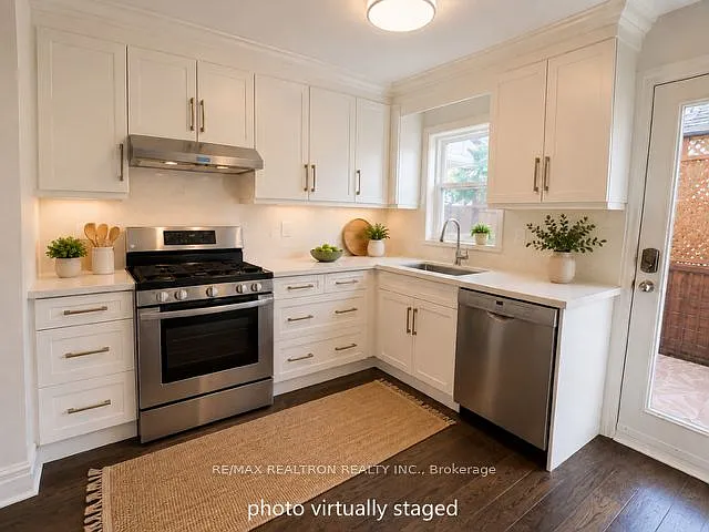 3 Lanark Ave #MAIN — Photo 4