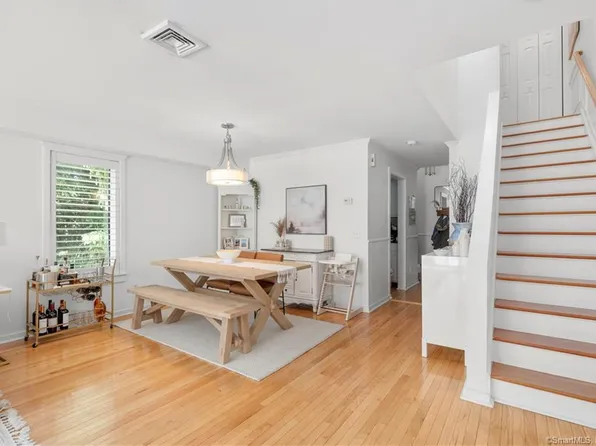 1 Glen Ridge #1, Wilton, CT 06897