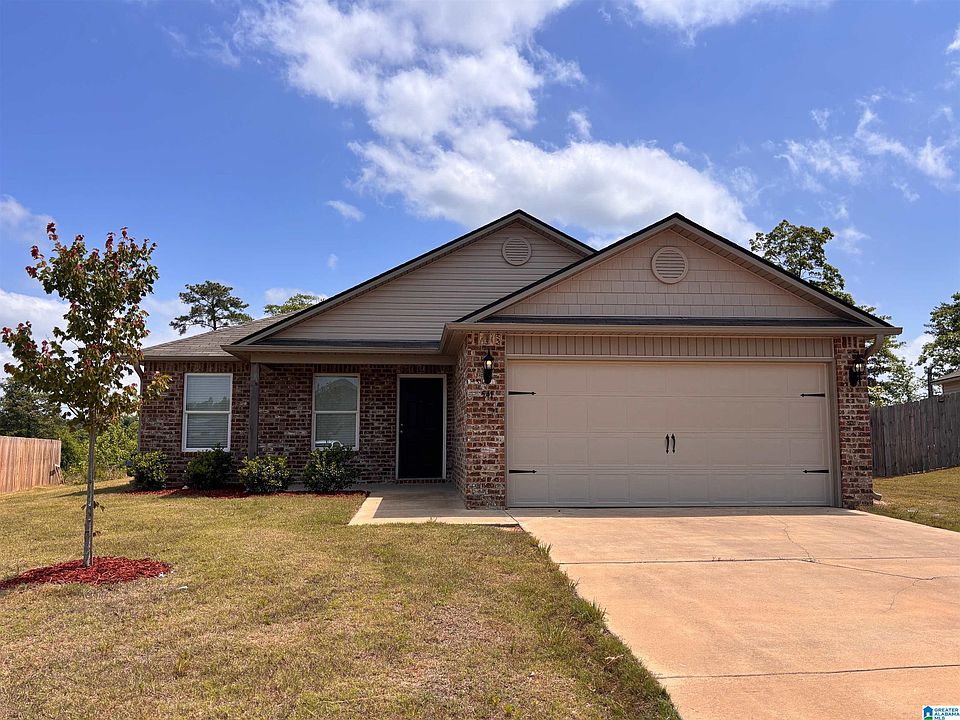 1st image of 541 Camden Loop