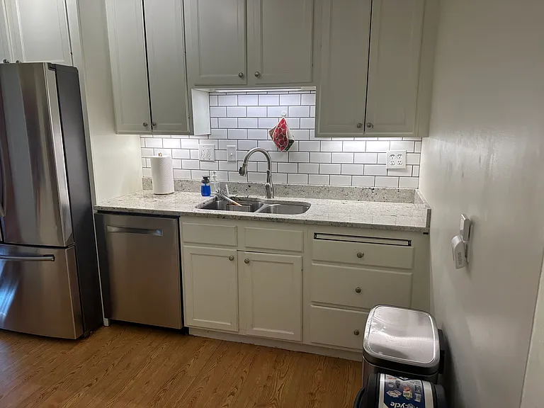 4315 Chowen Ave S #1 — Photo 9