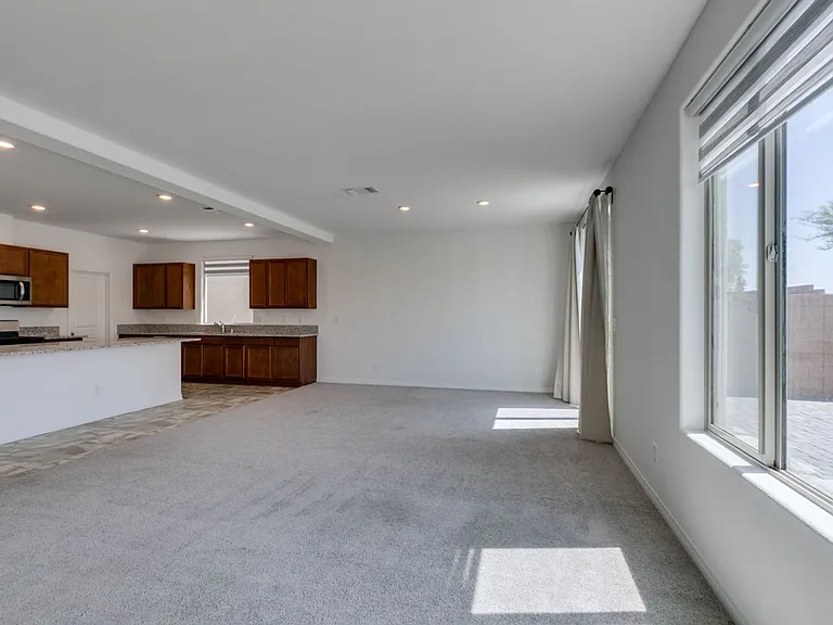 10303 Dallington St — Photo 15