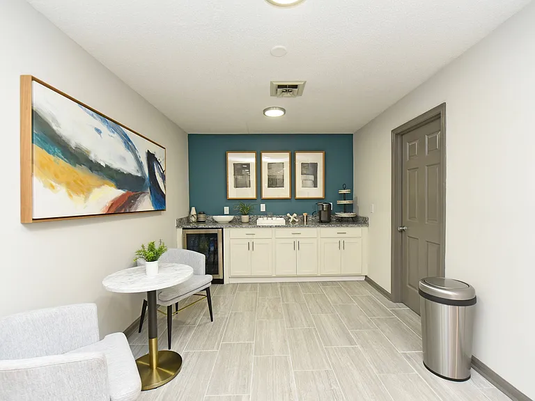 Leasing Office