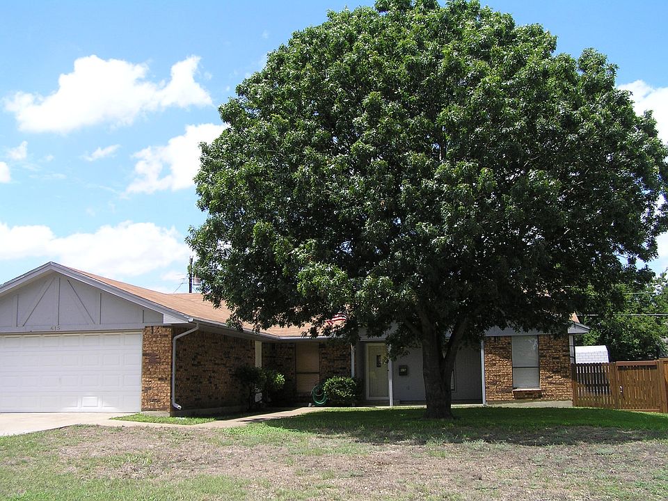 1st image of 615 Grant Ct