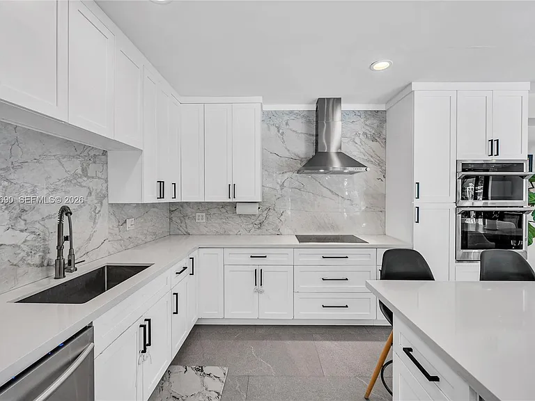 1951 SW 23rd St — Photo 12
