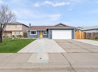 19 Herbosa Vista Ct, Sacramento, CA