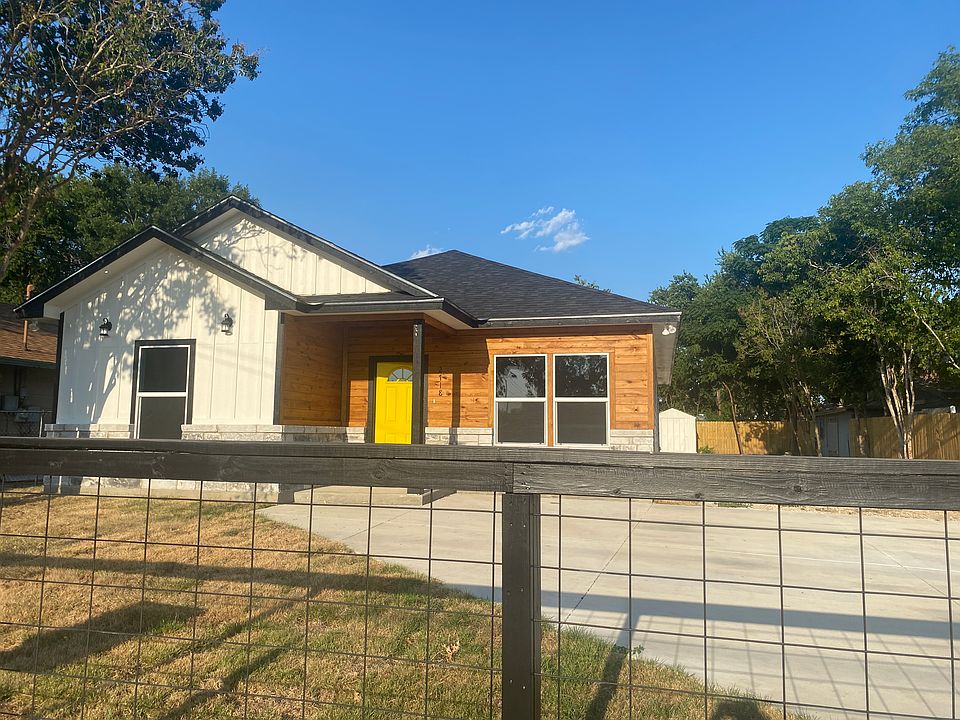 1st image of 2718 Irwin Dr