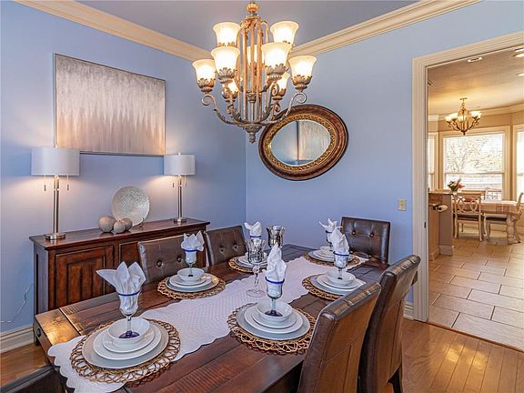 3rd image of 5215 S Sloan Cir