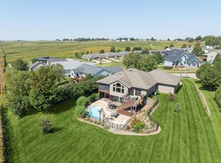 123 Bedford Rd, Williamsburg, IA 52361