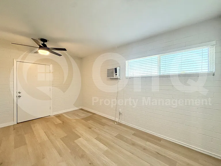 25 E Eva St #13 — Photo 17