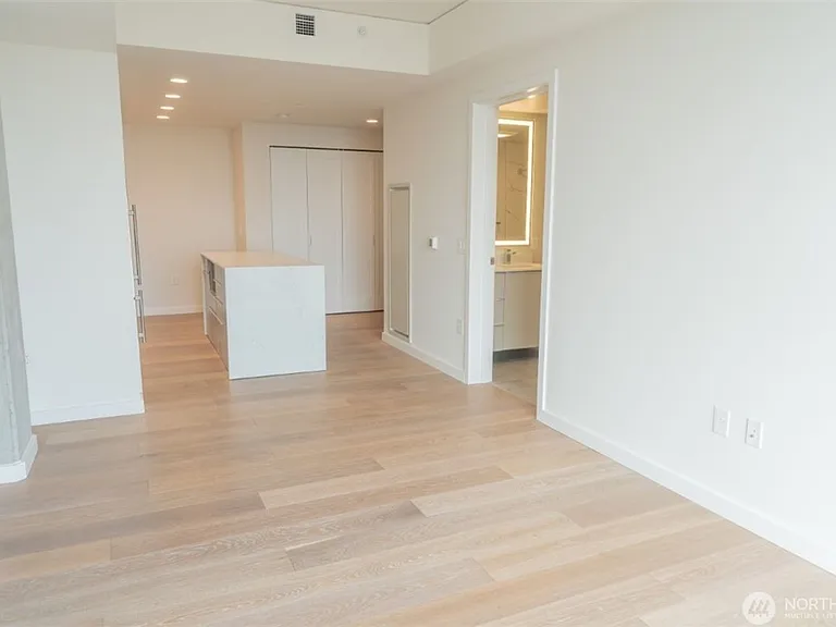 450 S Main St #1605 — Photo 10