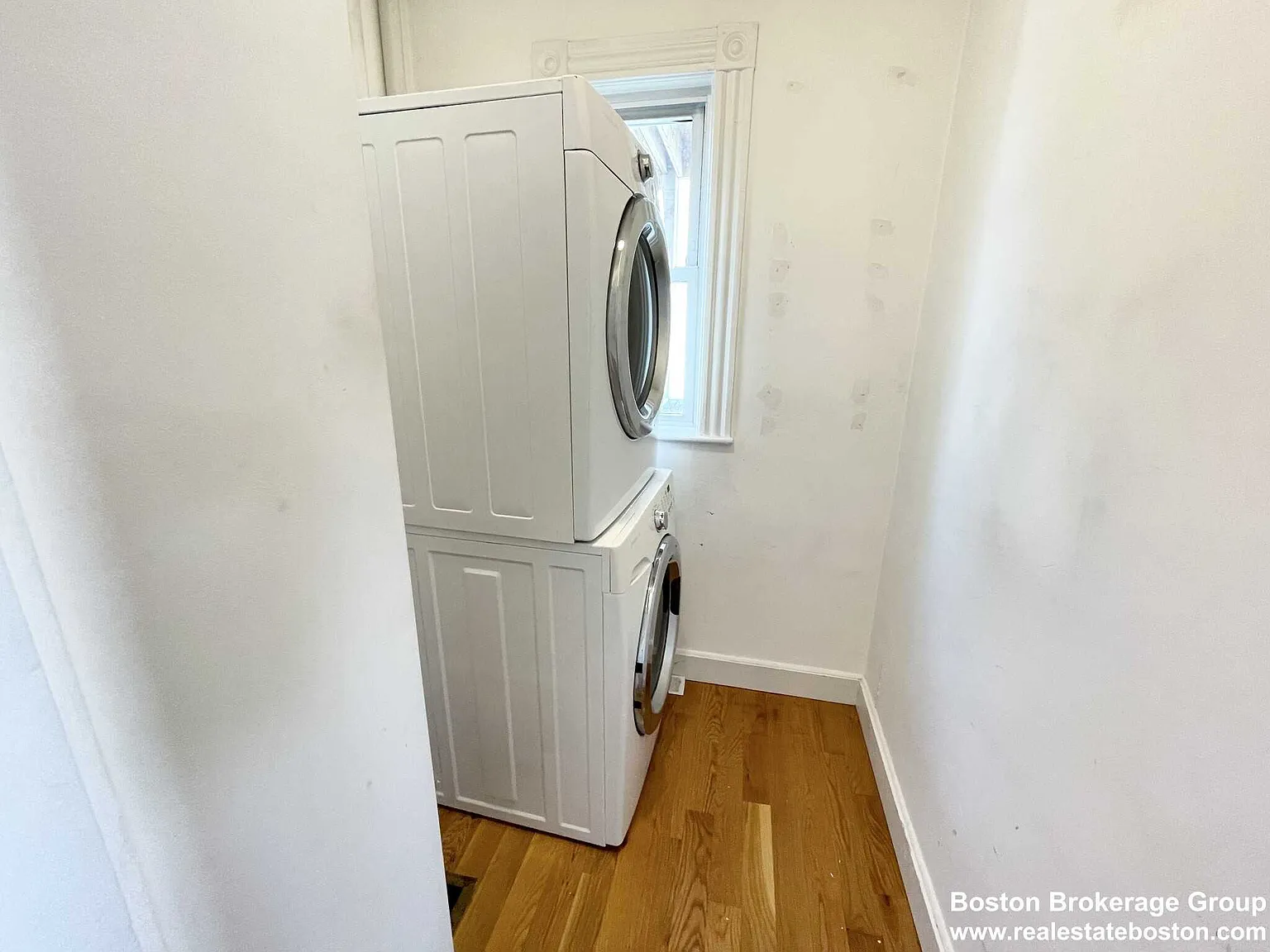 4 bed, $4,000 — Photo 3
