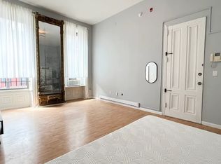 1517 N 15th St #U1, Philadelphia, PA 19121