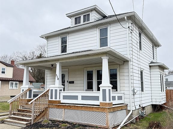 2nd image of 310 N McKinley Ave