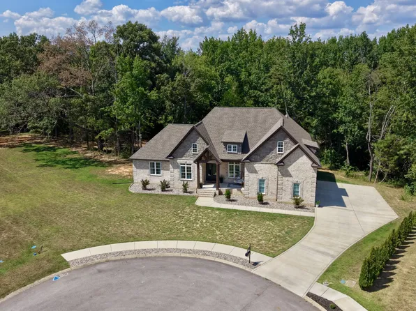1007 Songbird Ln, Portland, TN 37148
