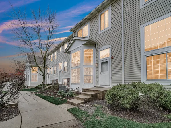 607 Hidden Creek Ln #0, North Aurora, IL 60542