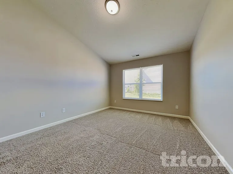 4822 Penoyer Ln — Photo 7