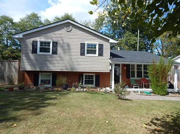 18 1/2 Virginia Ave, Winchester, KY 40391