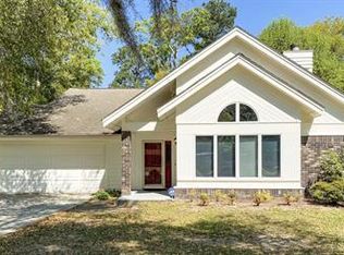 6019 Vaux Rd, Beaufort, SC 29906