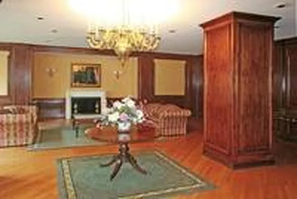 Sold by Owner | media 14