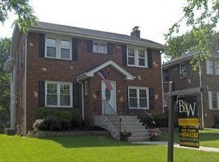 546 S Ardmore Ave, Villa Park, IL