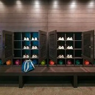 Rented by Extell Marketing Group LLC | media 28