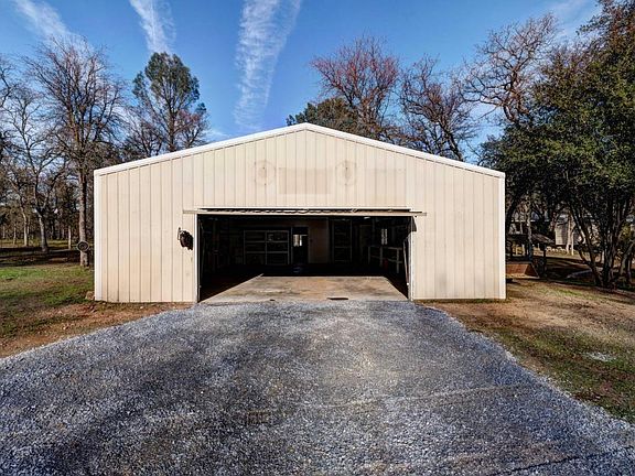 5th image of 10952 Sparrow Ln