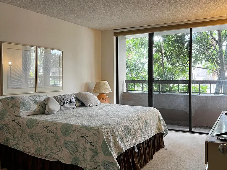 4702 Fountains Dr S #207 — Photo 4
