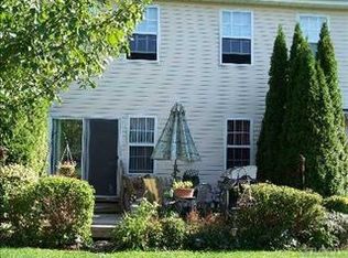 149 Captains Way, Port Jefferson Station, NY 11776