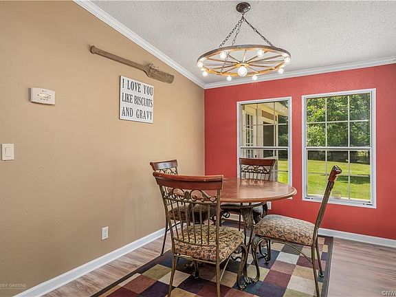 3rd image of 2109 Twin Lake Dr